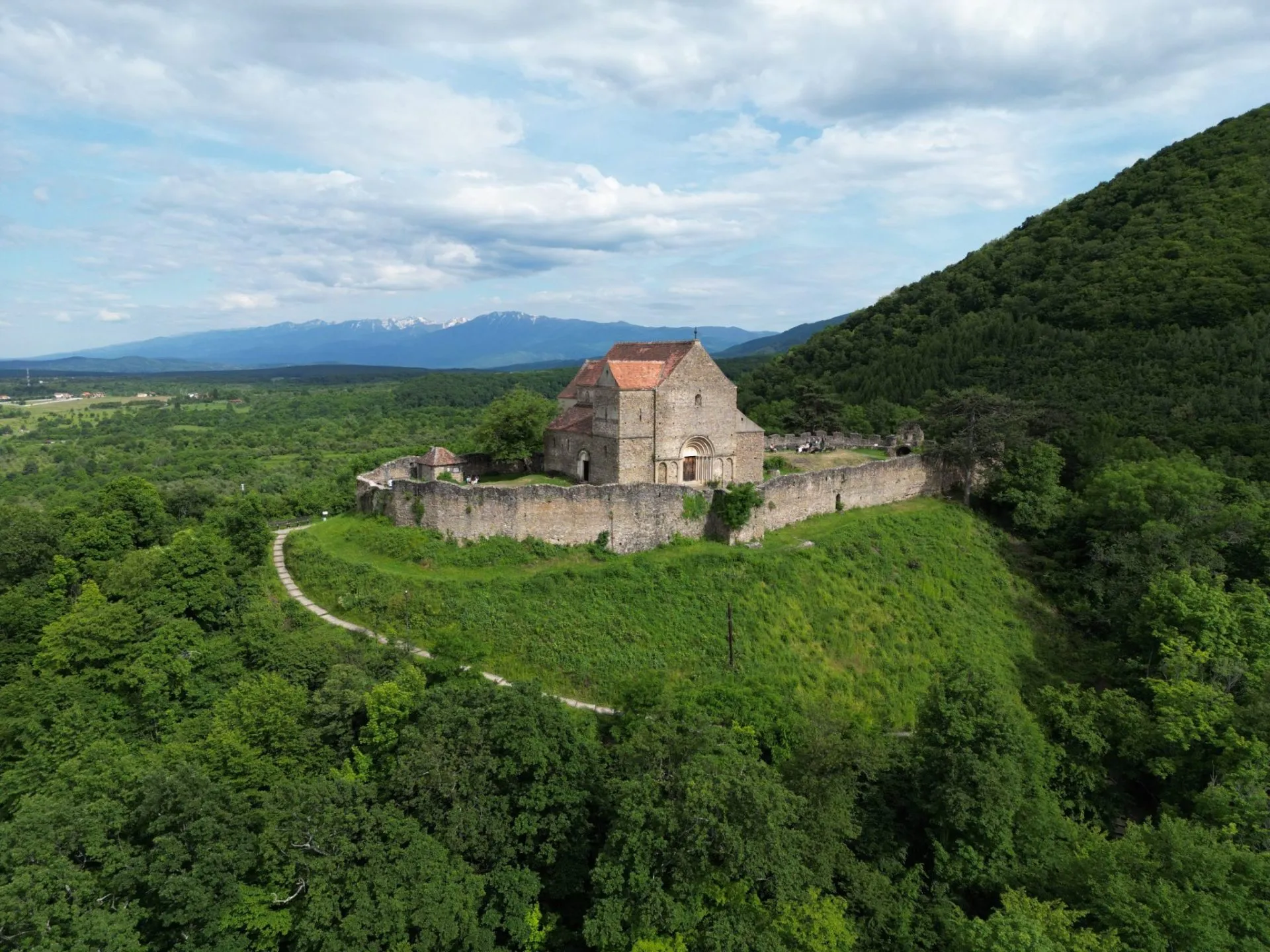 Biserica Fortificată Cișnădioara